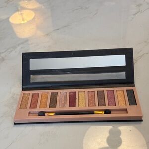 Keds 12-Color Eyeshadow Palette - Gold, Brown, Cream